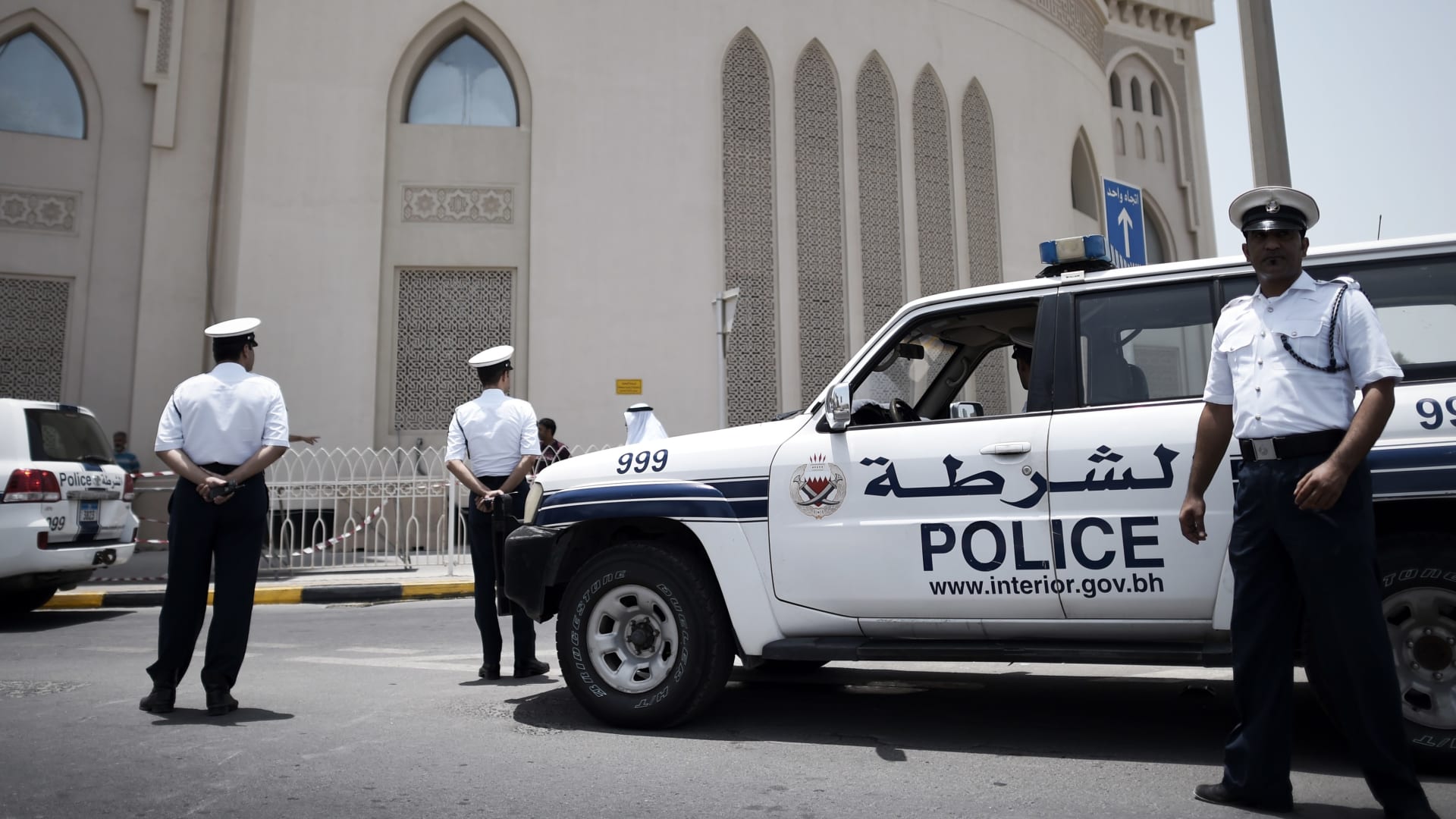 صورة أرشيفية تعبيرية لعناصر بالشرطة البحرينية 