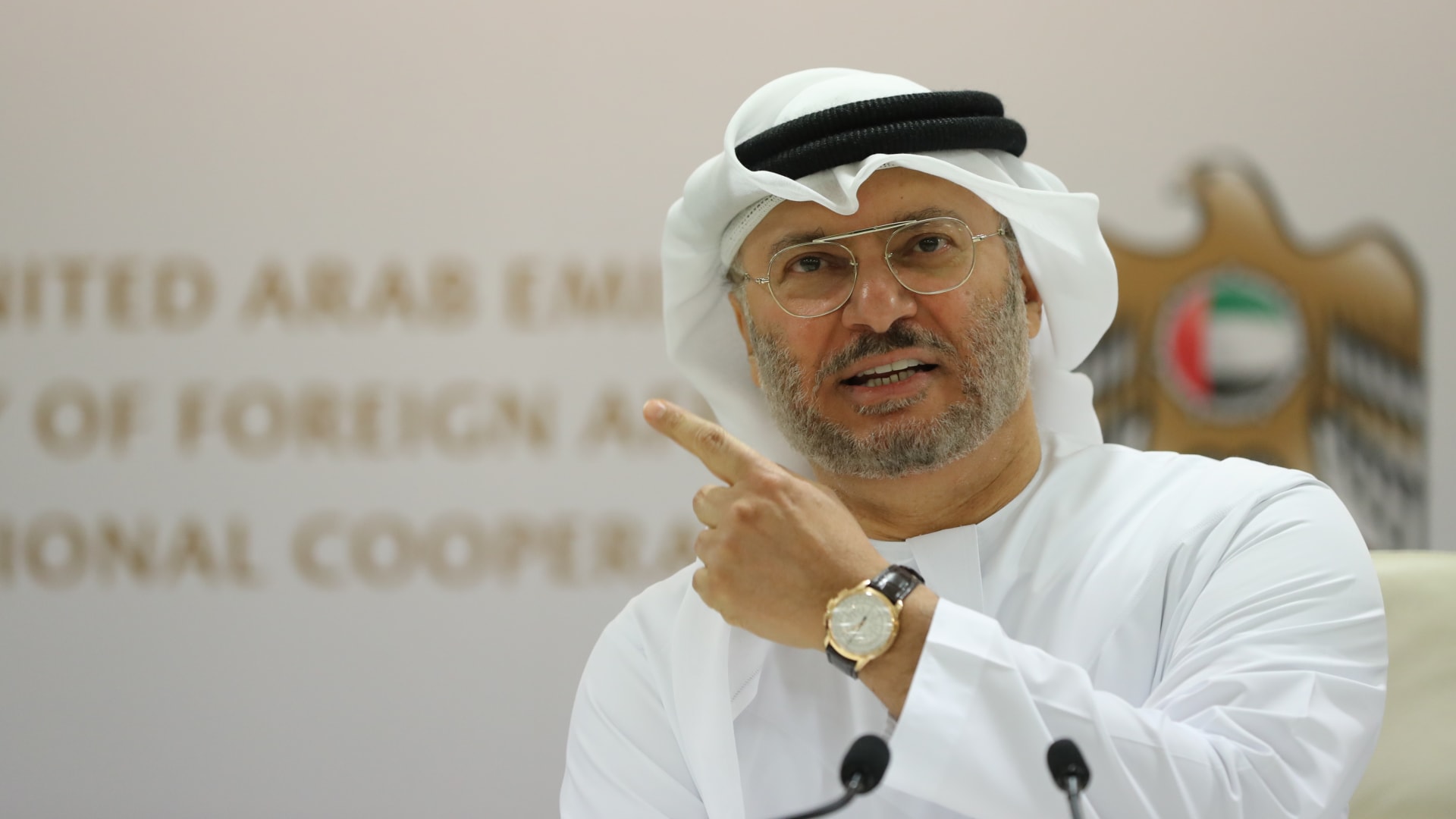 أنور قرقاش، المستشار الدبلوماسي لرئيس الإمارات