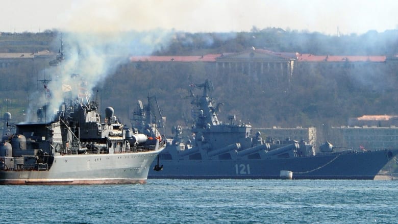 ماذا حدث لمئات البحارة الروس الذين كانوا على متن الطراد "موسكفا"؟