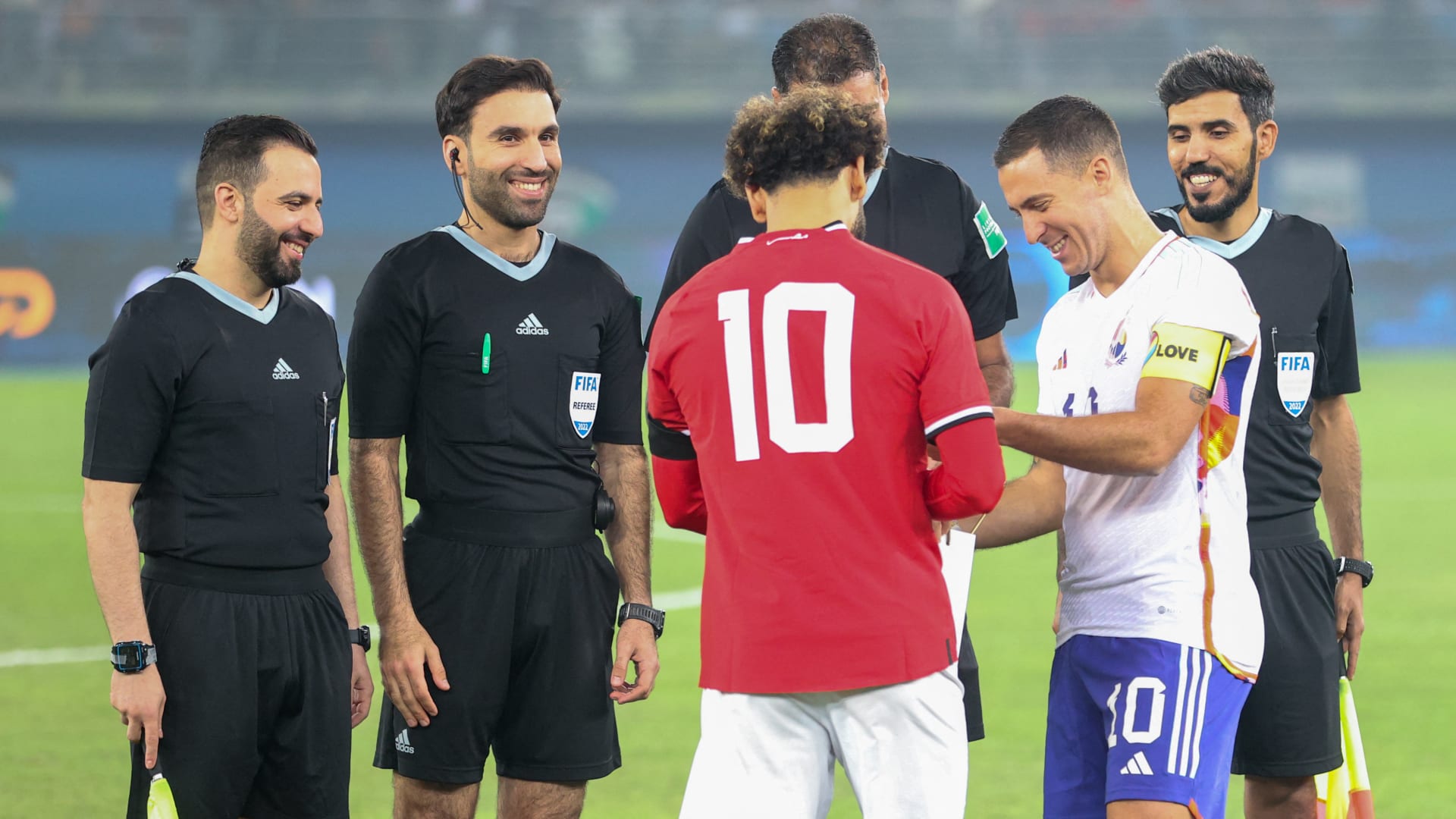 صورة محمد صلاح وكورتوا وهازارد تثير تفاعلا بعد مباراة مصر وبلجيكا