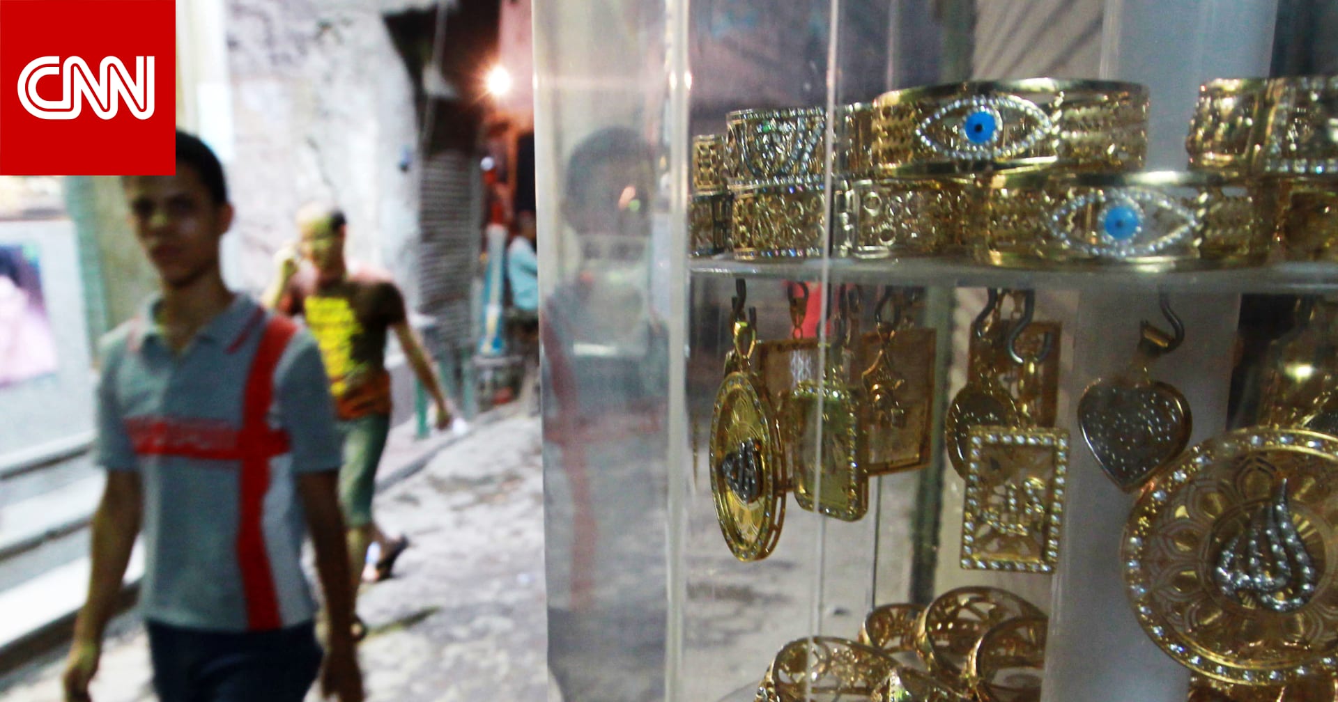 الجرام اقترب من 70 دولارًا.. قفزات غير مسبوقة في أسعار الذهب في مصر.. وخبراء يوضحون السبب