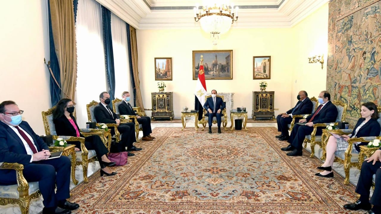 جانب  من لقاء الرئيس المصري عبد الفتاح السيسي  ومستشار الأمن القومي الأمريكي جيك سوليفان