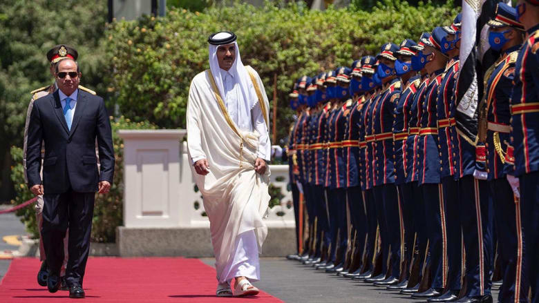 من مراسم اسقبال أمير قطر في مصر