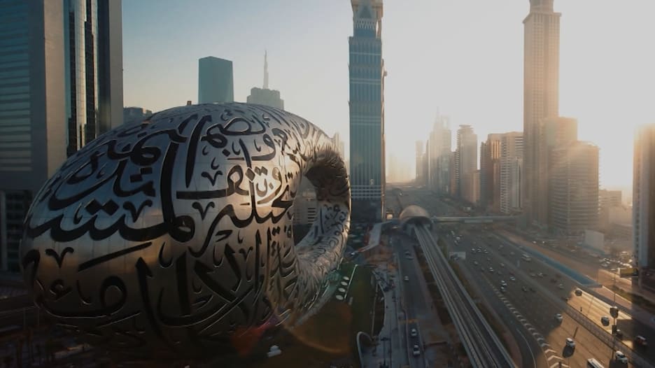 "المستقبل أنت تصنعه".. كيف يُلهم "متحف المستقبل" في دبي زوّاره؟